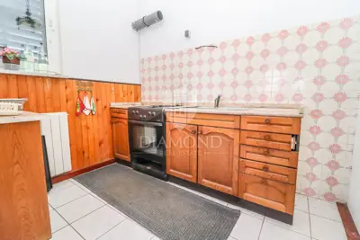 House 300 m², Kanfanar - large yard and quiet location - 7