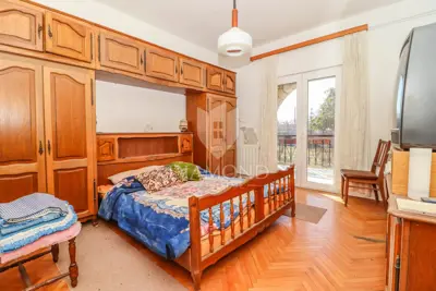 House 300 m², Kanfanar - large yard and quiet location - 11