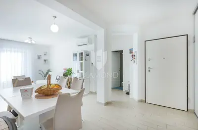 Stan, Pula Veli vrh, 3 spavaće sobe i 2 kupaonice - 9