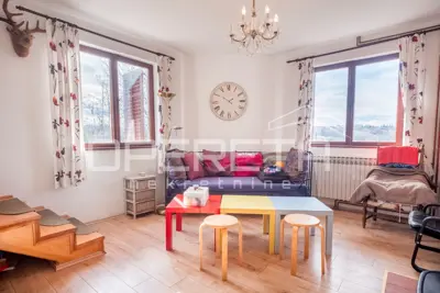 Haus 1.834 m², Varaždin Breg - ruhige Lage