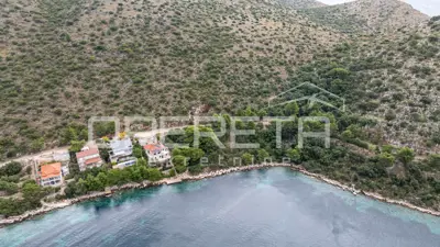 Građevinsko zemljište 507 m², Lastovo - 2. red od mora - 2