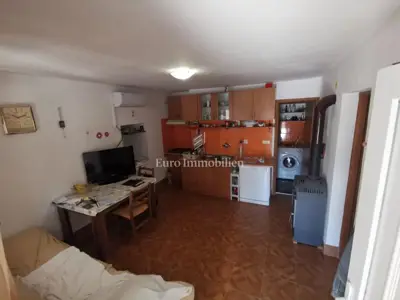 House with two residential units 230 m from the sea - 7