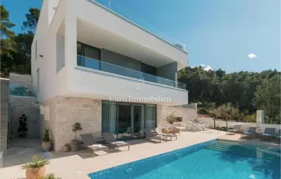 Villa 300 m², Otok Brač - prvi red do mora i bazen - 2