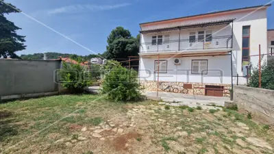 House 290 m², Tisno - center, 4 apartments - 3