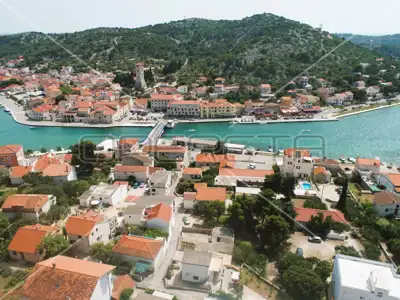 House 290 m², Tisno - center, 4 apartments - 11