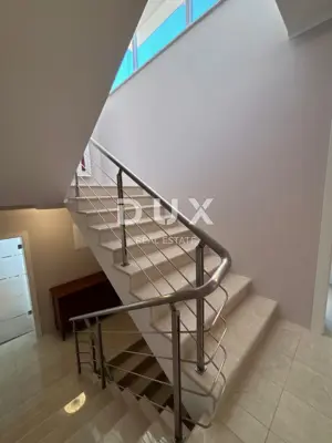Villa 259 m², Kožino - 100 m vom Meer, Pool - 20