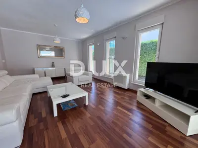 Villa 259 m², Kožino - 100 m vom Meer, Pool - 15