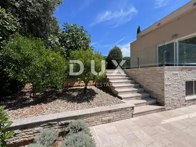 Villa 259 m², Kožino - 100 m vom Meer, Pool - 9