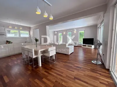 Villa 259 m², Kožino - 100 m vom Meer, Pool - 19