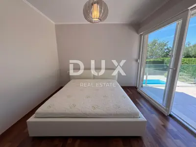 Villa 259 m², Kožino - 100 m vom Meer, Pool - 21