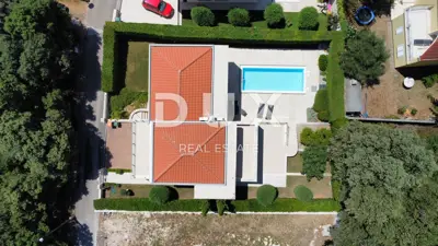 Villa 259 m², Kožino - 100 m vom Meer, Pool - 2