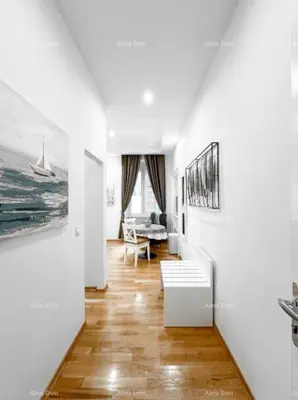 Luksuzan stan u srcu Pule – 122 m². Pješačka zona. - 14