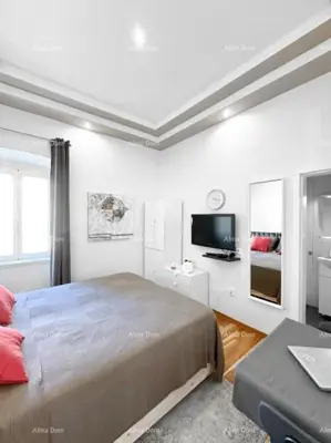 Luksuzan stan u srcu Pule – 122 m². Pješačka zona. - 13