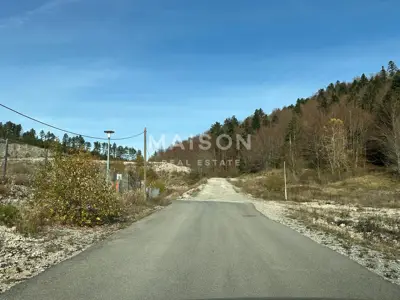 Građevinsko zemljište 9.999 m², Vrata - industrijska zona - 10