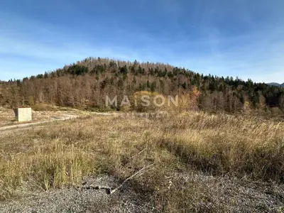 Građevinsko zemljište 9.999 m², Vrata - industrijska zona - 7