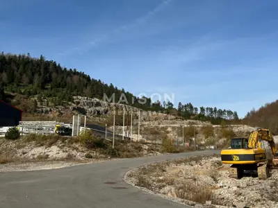 Building land 9,999 m², Vrata - industrial zone