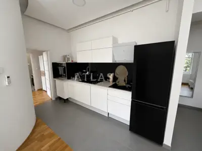 Stan 112 m², Centar Rijeka - prostran i investicijski potencijal - 3