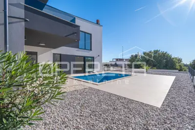 Modern semi-detached house in Ližnjan with a pool - perfect for vacation and investment! - 2