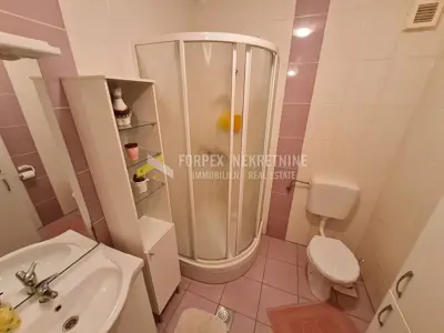 Stan 81 m², Novi Vinodolski - 3 spavaće sobe i 2 kupaonice - 8