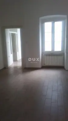 Commercial space 133 m², Rijeka Centar - 4 rooms - 2