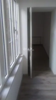 Commercial space 133 m², Rijeka Centar - 4 rooms - 13