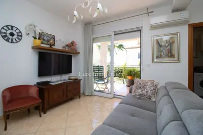 Stan 55 m², Poreč - prizemlje, vrt 190 m² - 2