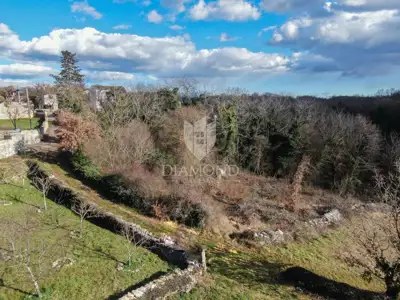 Baugrundstück 2.124 m², Kanfanar - Strom und Wasser - 3