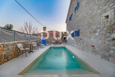 Villa 300 m², Ždrelac - pool and sea view - 11