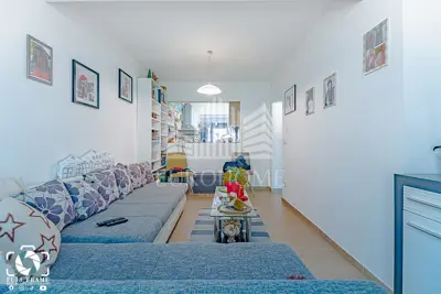 KUĆA NA TRI ETAŽE 250 m², RAVNICE - 2