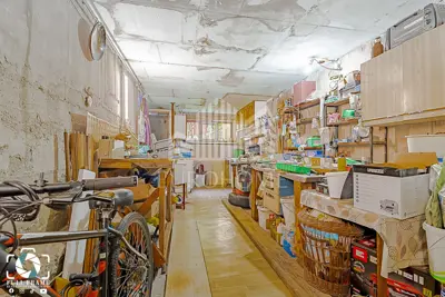 KUĆA NA TRI ETAŽE 250 m², RAVNICE - 19