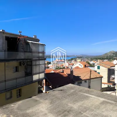 Stan 84 m², Šibenik - centar i pogled na more