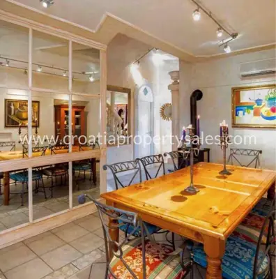 Wohnung, Split, 161 m², 3-Zimmer, 1 460 000 € - 3