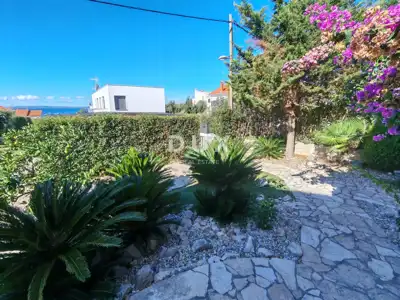 Haus 415 m², Petrčane - Meerblick und 3 Wohnungen - 9