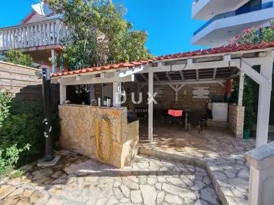 Haus 415 m², Petrčane - Meerblick und 3 Wohnungen - 13