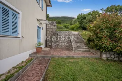 Brseč - kuća s dva stana i pogledom koji oduzima dah - 7