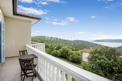 Brseč - kuća s dva stana i pogledom koji oduzima dah - 6