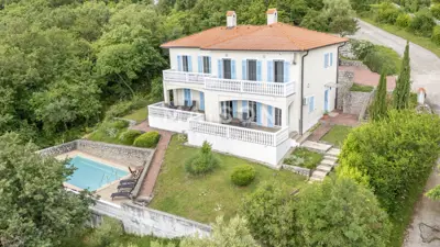 Brseč - kuća s dva stana i pogledom koji oduzima dah - 3