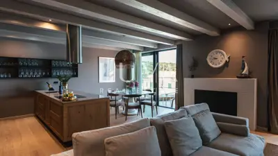 Kuća 180 m², Slano - uz more i bazen - 17