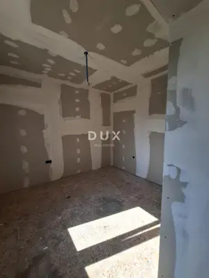 House 185 m², Pinezići near Marčana - stone shell house - 19