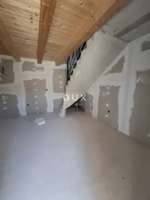 House 185 m², Pinezići near Marčana - stone shell house - 10
