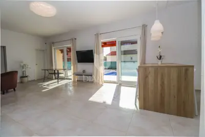 Haus 150 m², Fažana Umgebung - Pool und Gartengrundstück - 4
