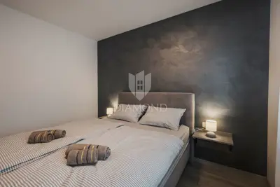 Vila 266 m², Umag okolica - bazen i vrt - 6