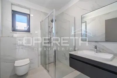 House for sale in Koromačno, 209 m² - 7