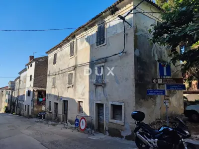 ISTRA, MOMJAN - Istarska samostojeća kamena kuća