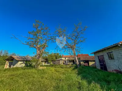 Baugrundstück, Umag, 1.000 m² und drei eingezeichnete Objekte - 2