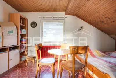 Family house 325 m², Maksimir, quiet location - 12