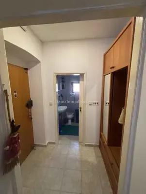Stan 44 m², Pula Centar - renoviran i etažiran - 5