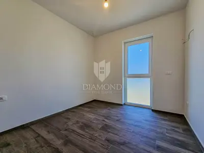 Apartment 101 m², Zambratija - 3 bedrooms, rooftop terrace - 8