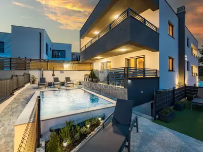 Medulin, komforna, nova villa na samo 100m od plaže - 2