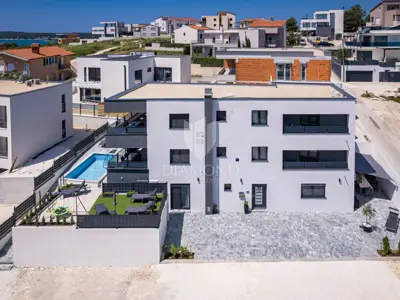 Medulin, komforna, nova villa na samo 100m od plaže - 4